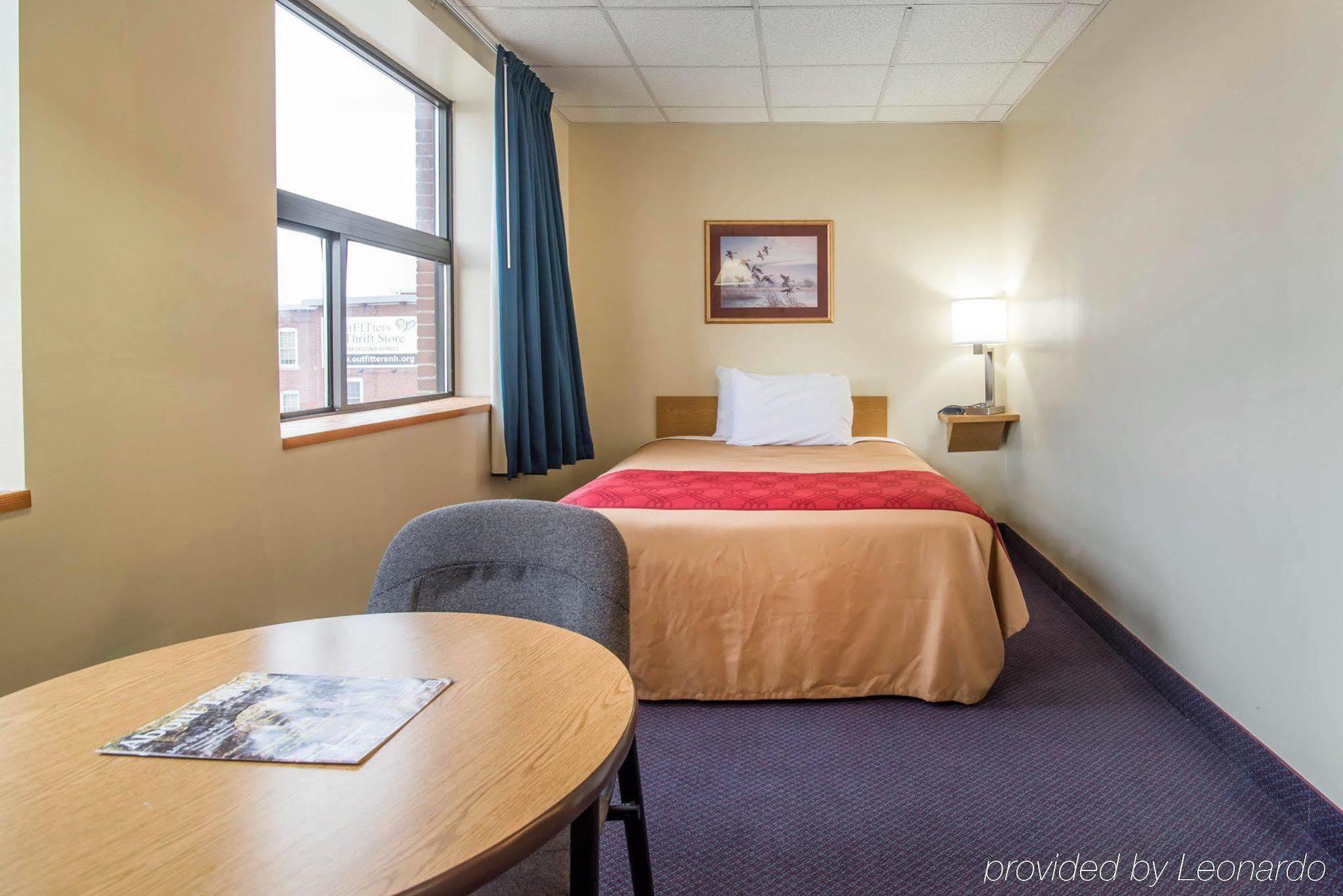 Econo Lodge Manchester Exterior photo